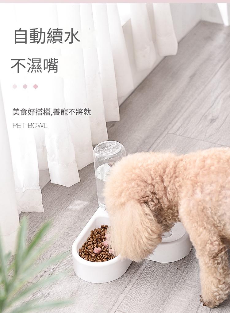 牆面轉角心形寵物碗